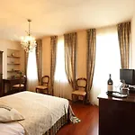 Bed & Breakfast Dell' Orso Bevitore 4*