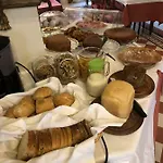 Dell' Orso Bevitore Bed & Breakfast Verduno