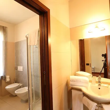 Dell' Orso Bevitore Bed & Breakfast Verduno