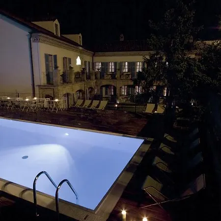 Dell' Orso Bevitore Bed & Breakfast Verduno