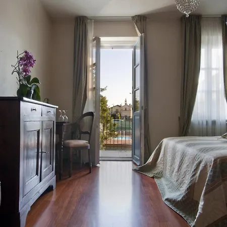 Dell' Orso Bevitore Bed & Breakfast 4*