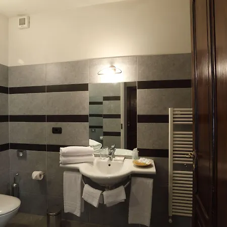 Dell' Orso Bevitore Frühstückspension 4*